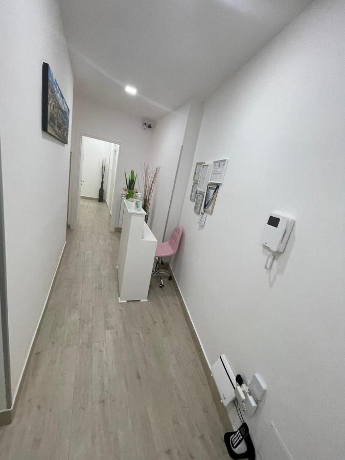 New Era Rooms Naples Extérieur photo