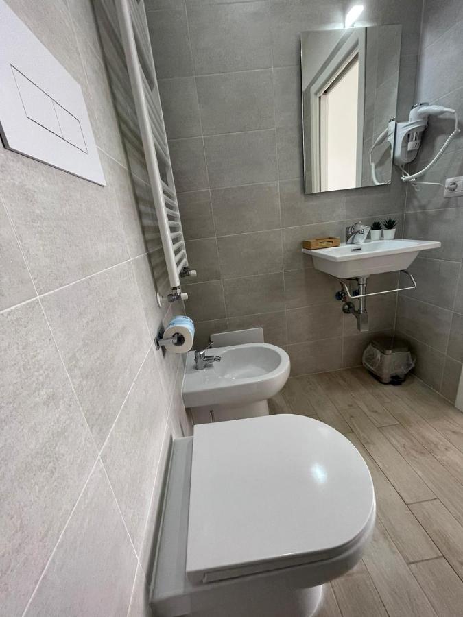 New Era Rooms Naples Extérieur photo
